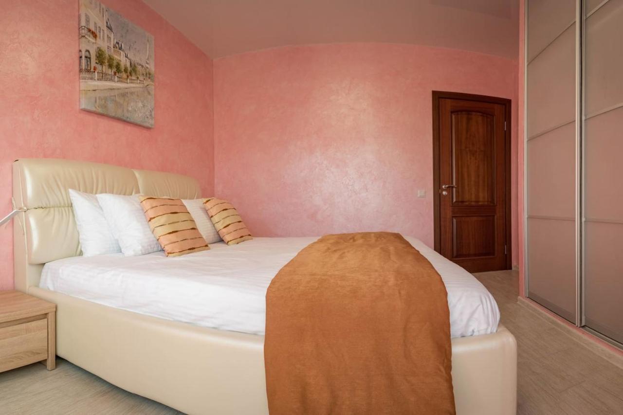 2-Room Apartment Lux Near Centre Wi-Fi Free Dnipro Bagian luar foto