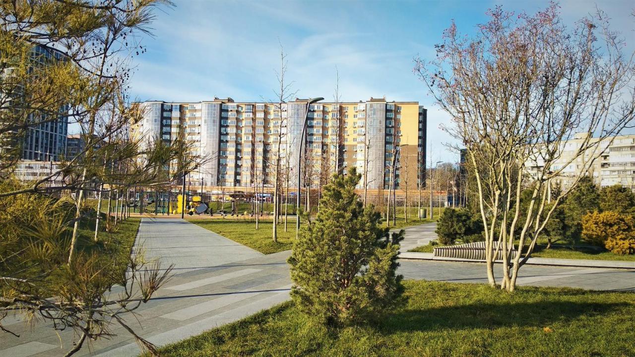2-Room Apartment Lux Near Centre Wi-Fi Free Dnipro Bagian luar foto